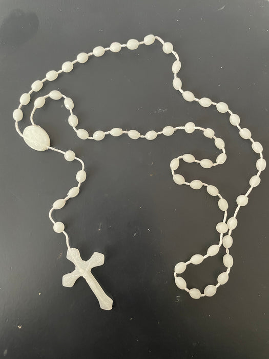 Luminous cross necklace Foreign trade jewelry plastic luminous rosary necklace bead string